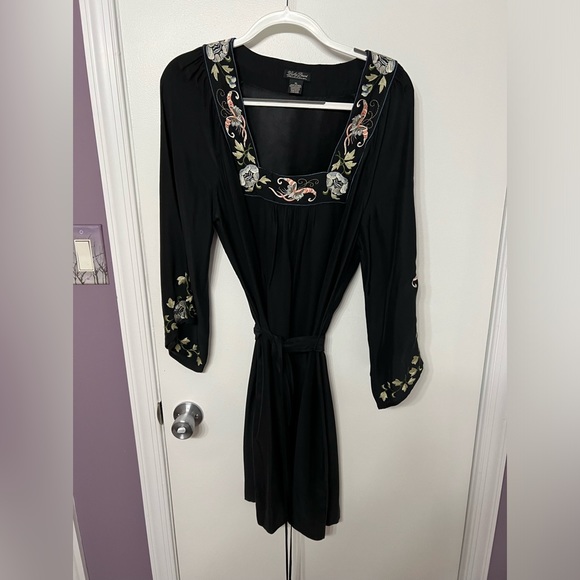 Lucky Brand Dresses & Skirts - Lucky Brand embroidered Dress XL